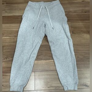 Lululemon Scuba HR jogger - Light Gray Drawstring Jogger Sweatpants